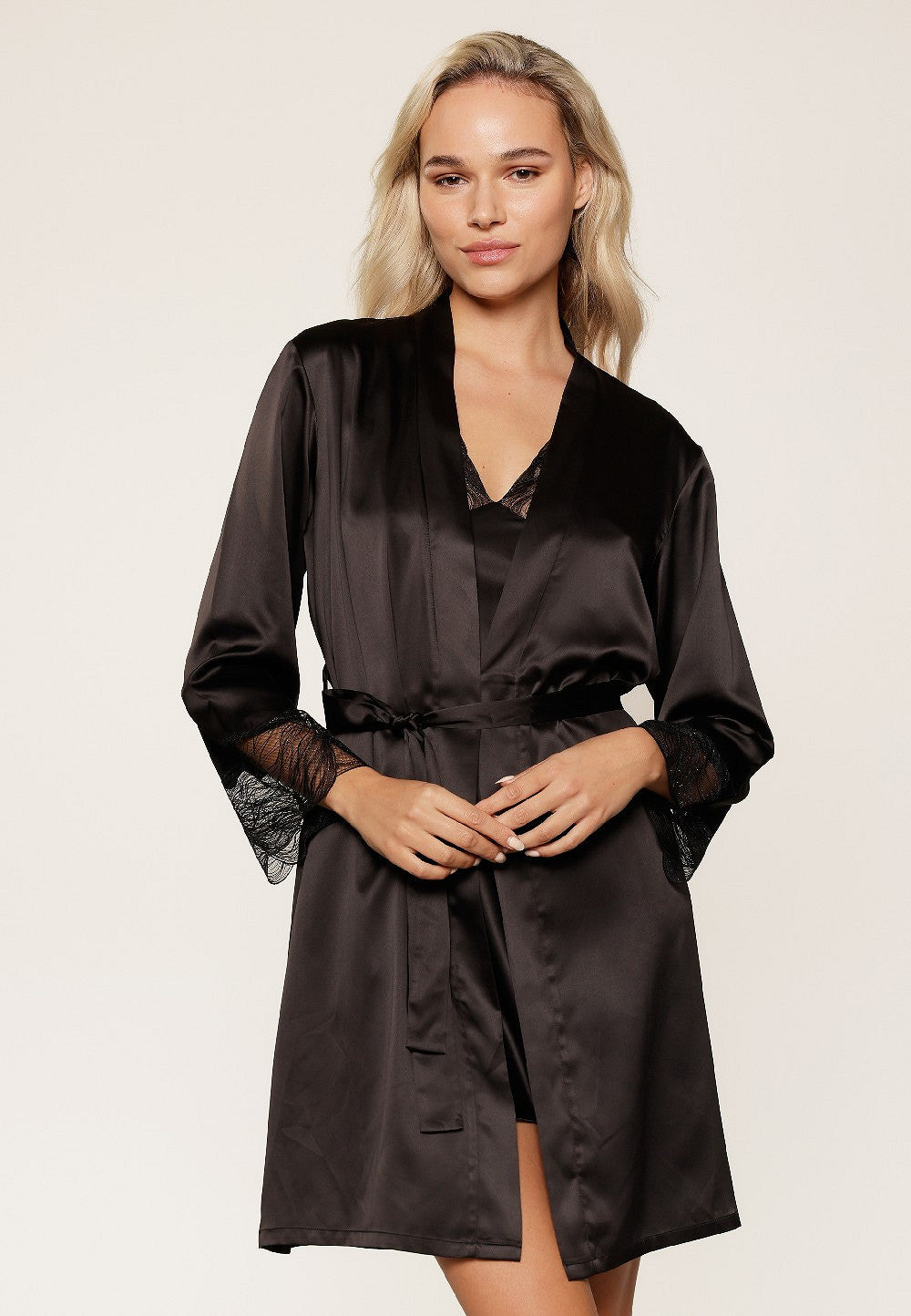 8005 Black - Kimono