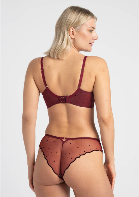 Melania - Brazilian slip